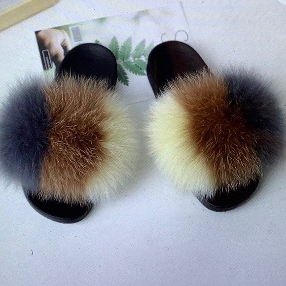 Shoes - Sold out✅🔥 sale💥Faux fur slides